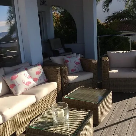Casa La Choza Villa *